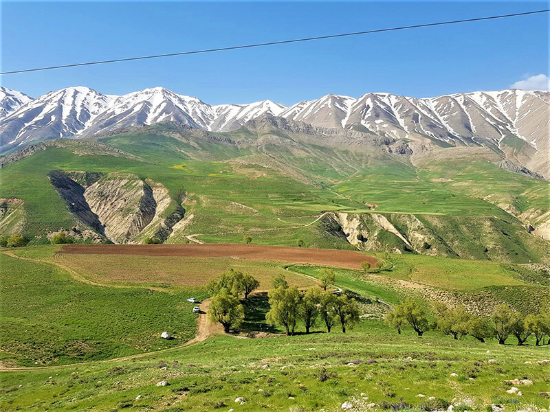 جاذبه جاده فیروزکوه روستای سله‌بن