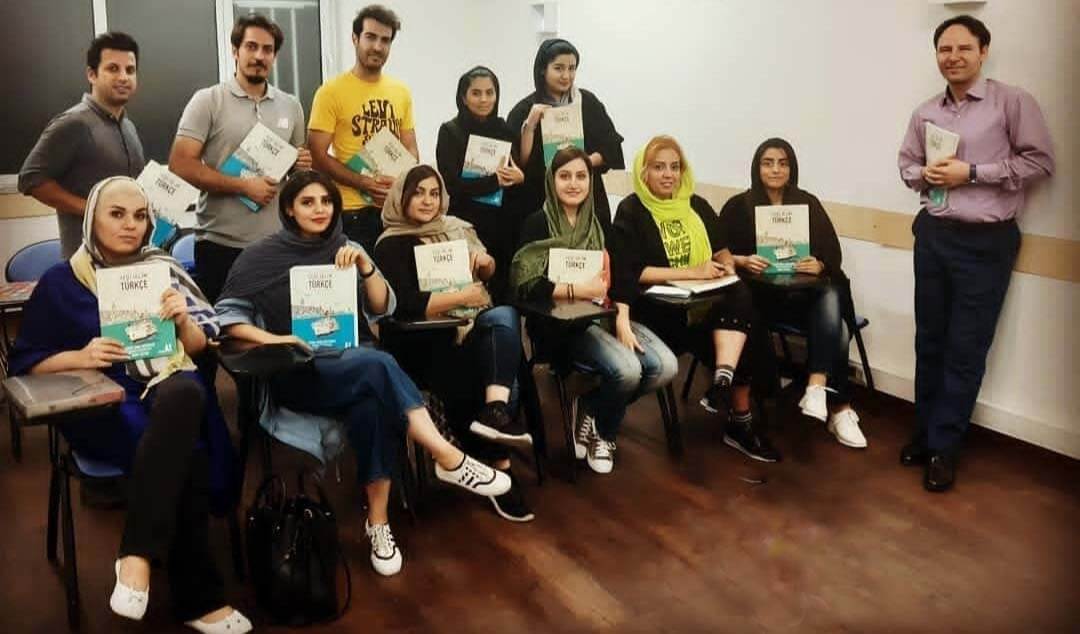 آموزشگاه های برتر زبان در تهران